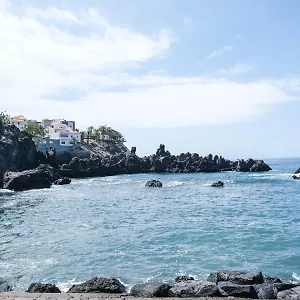  Affittacamere Casa Julio - Alcala Complete Coastal Retreat - Entire Apartment - 3 Min Walk From The Ocean - Shared Entrance With Host
